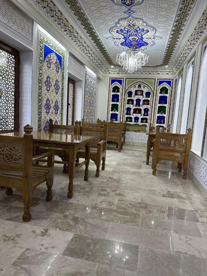 בוקורו Hotel Zarhal מראה חיצוני תמונה