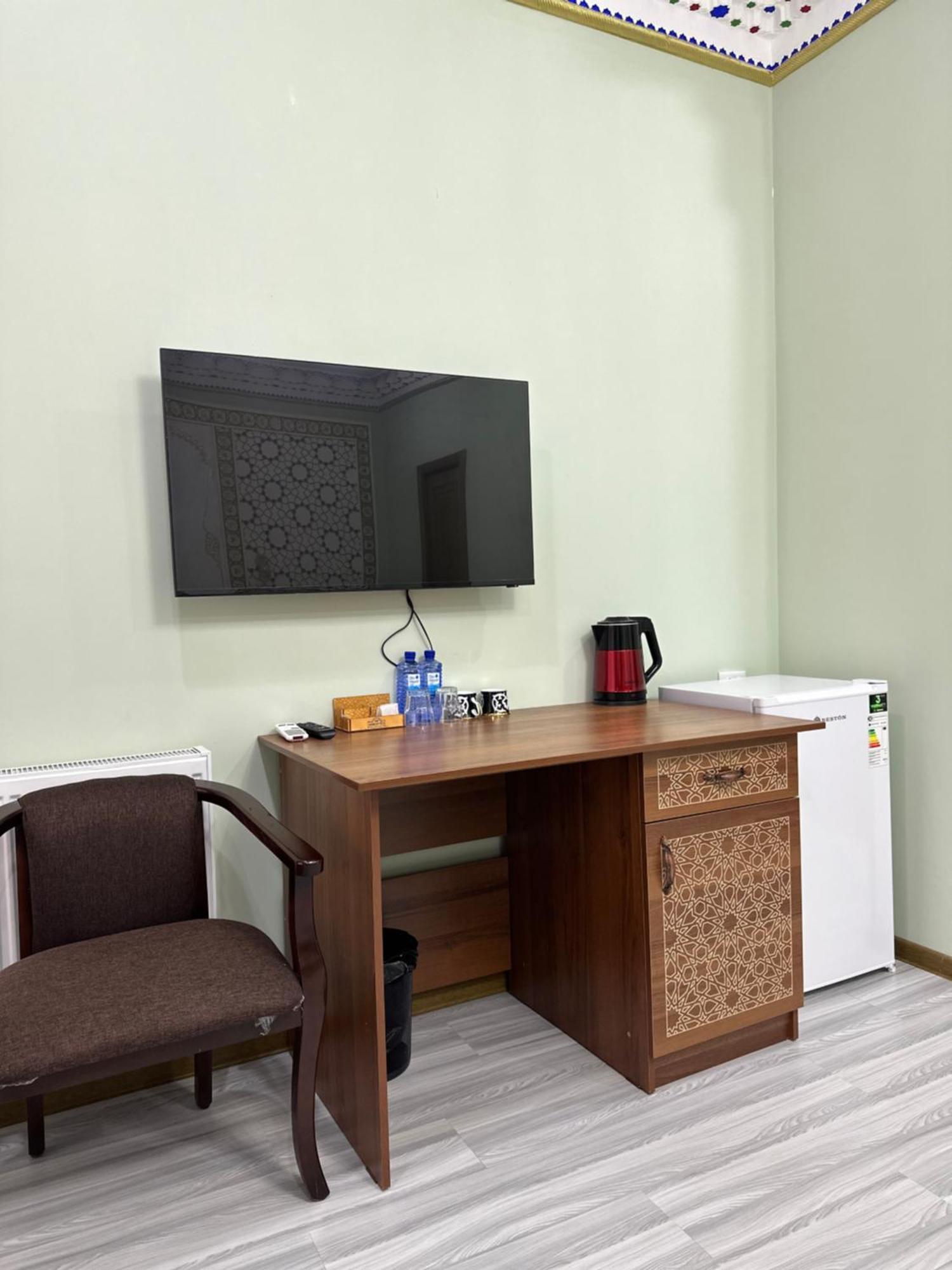 בוקורו Hotel Zarhal מראה חיצוני תמונה