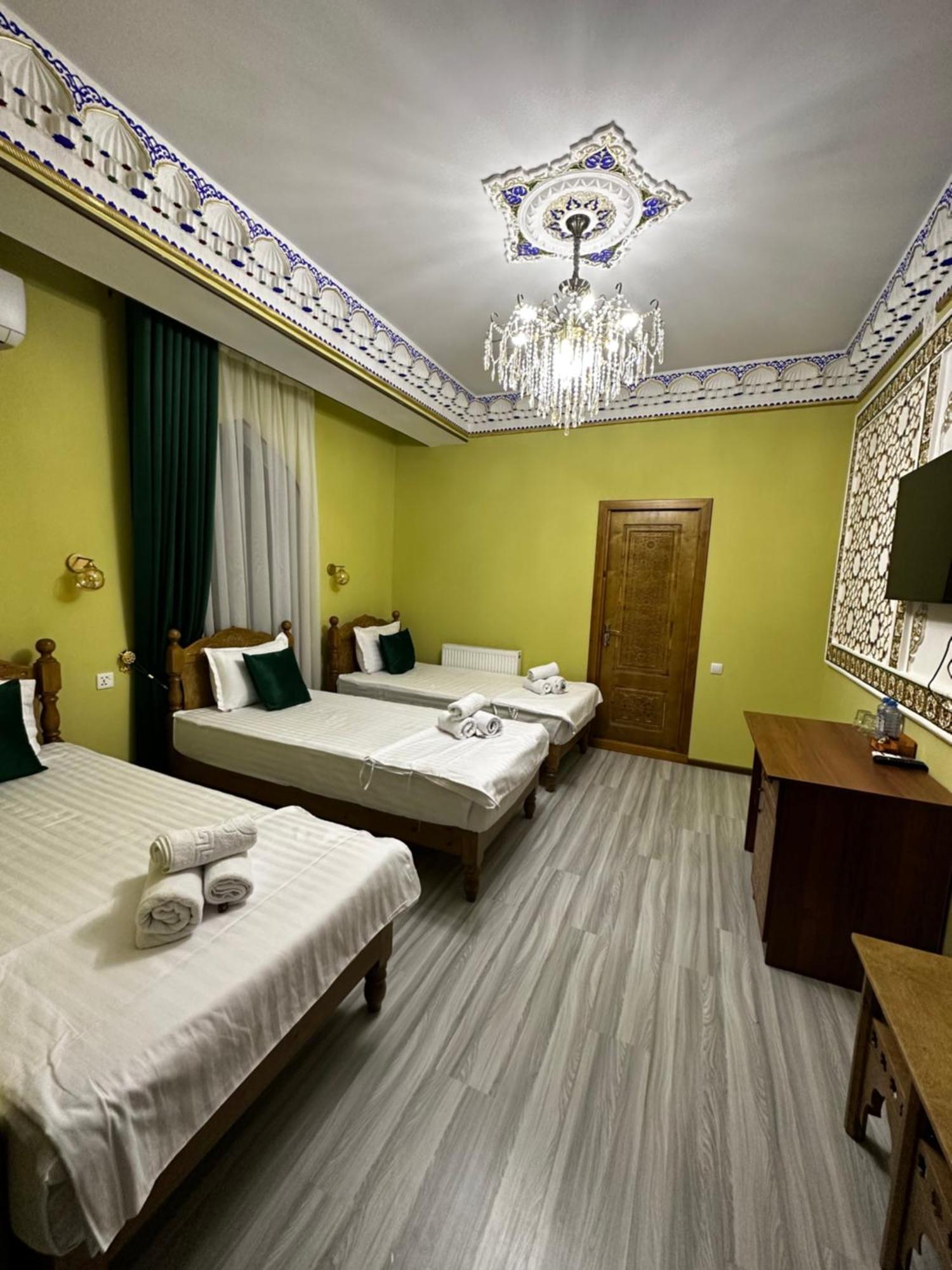 בוקורו Hotel Zarhal מראה חיצוני תמונה