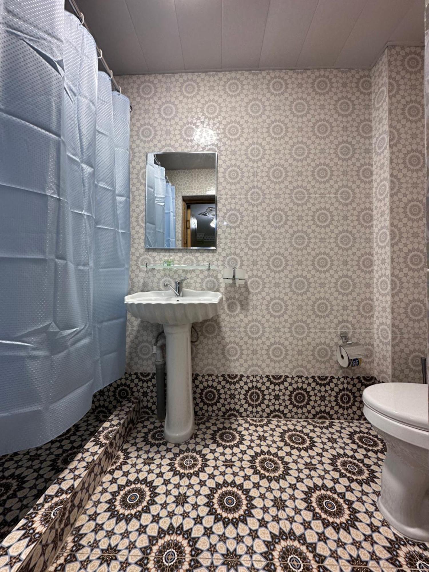 בוקורו Hotel Zarhal מראה חיצוני תמונה
