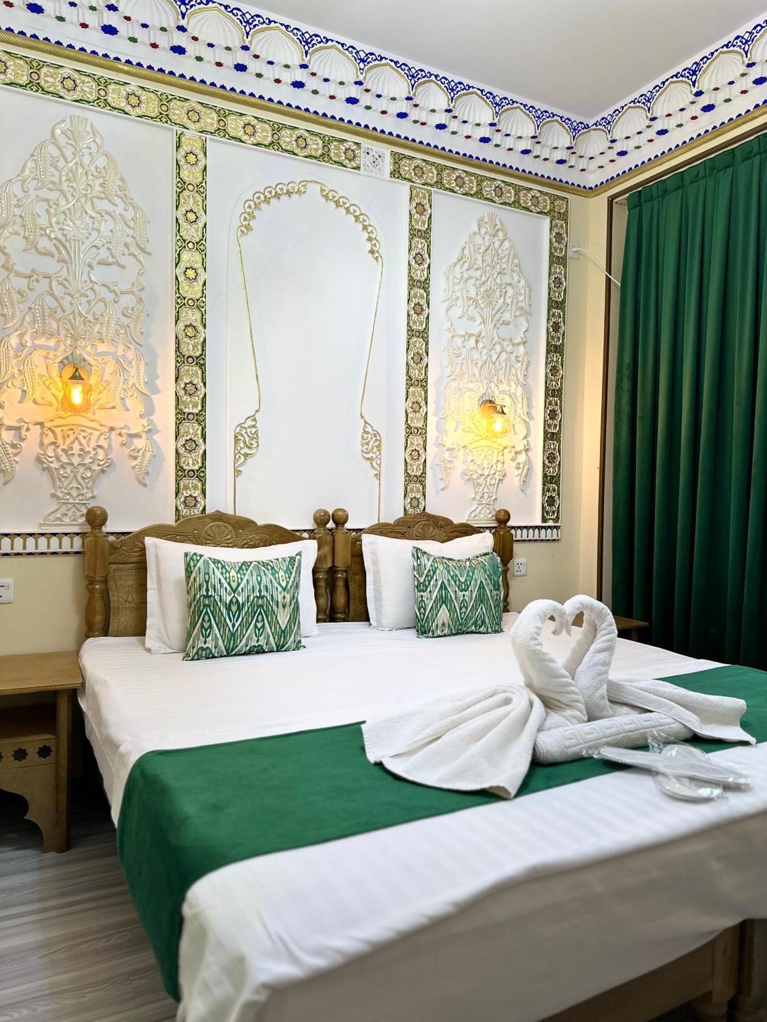 בוקורו Hotel Zarhal מראה חיצוני תמונה