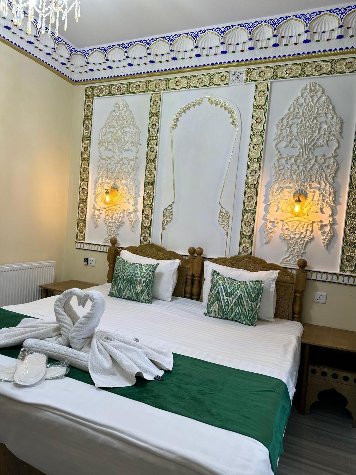 בוקורו Hotel Zarhal מראה חיצוני תמונה